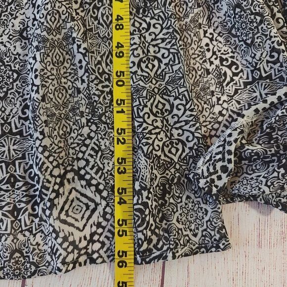 Torrid Black & White Ikat Chiffon Maxi Dress sz 3 - Picture 9 of 11